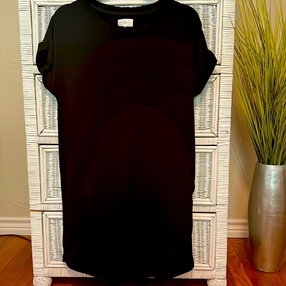 Lou and Grey T shirt dress with pockets